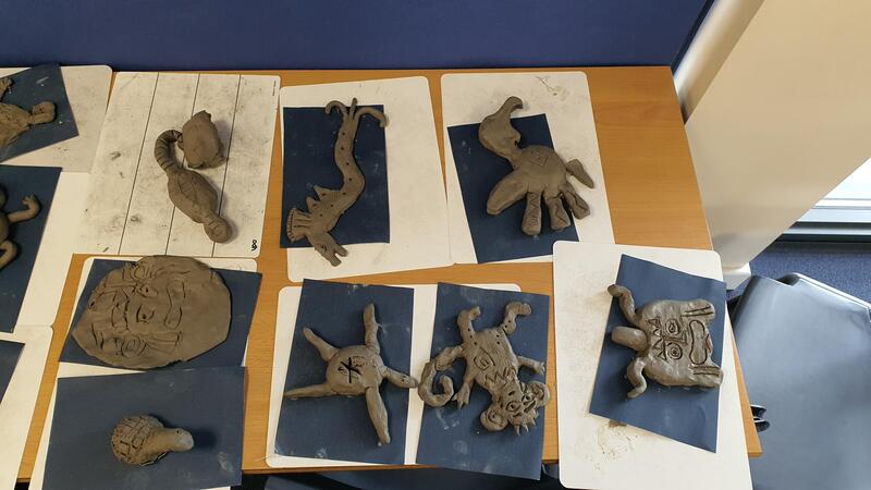 clay fossils and dinosaurs workshops in school 